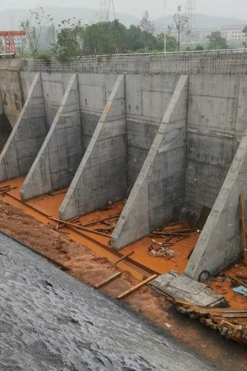 北京怀柔区锚杆式挡土墙